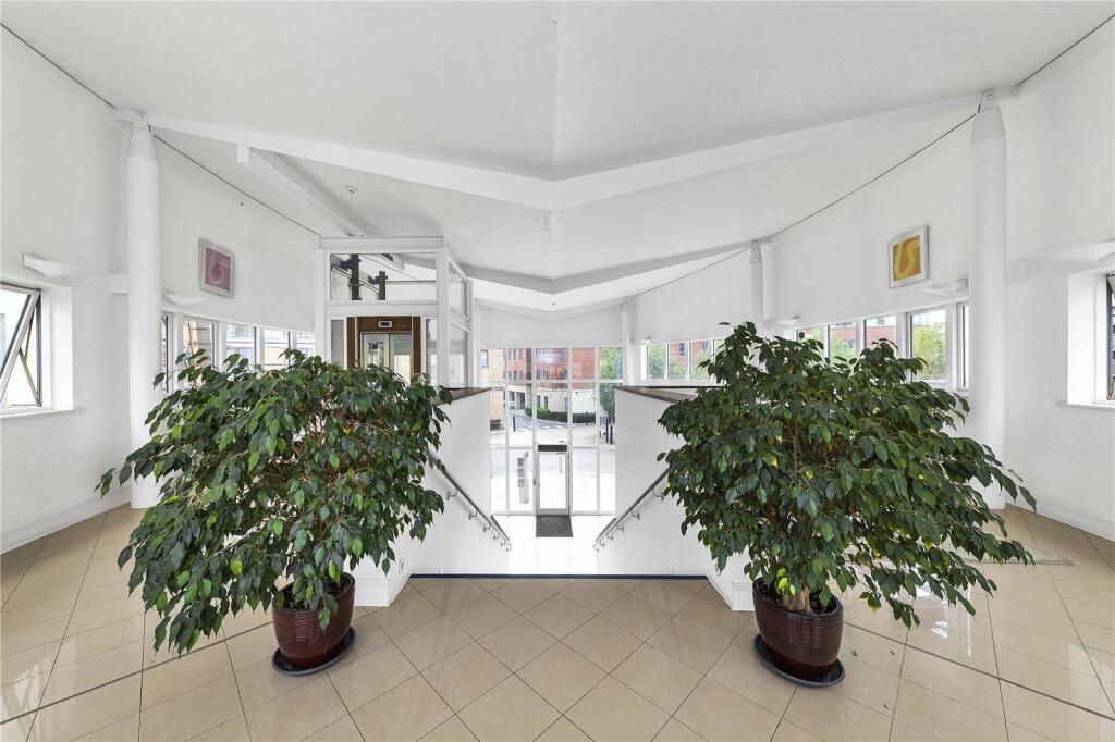 The Luxurious Penthouse2